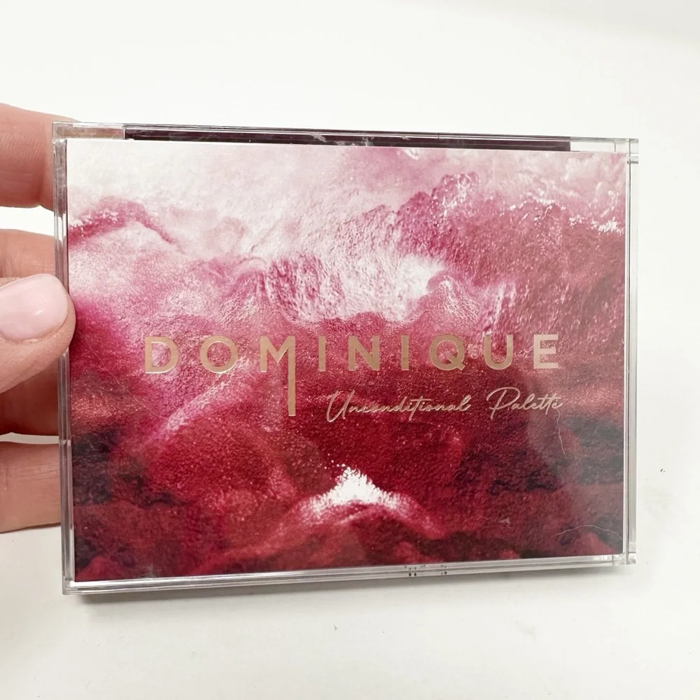 DOMINIQUE‎ UNCONDITIONAL PALETTE EYESHADOWS